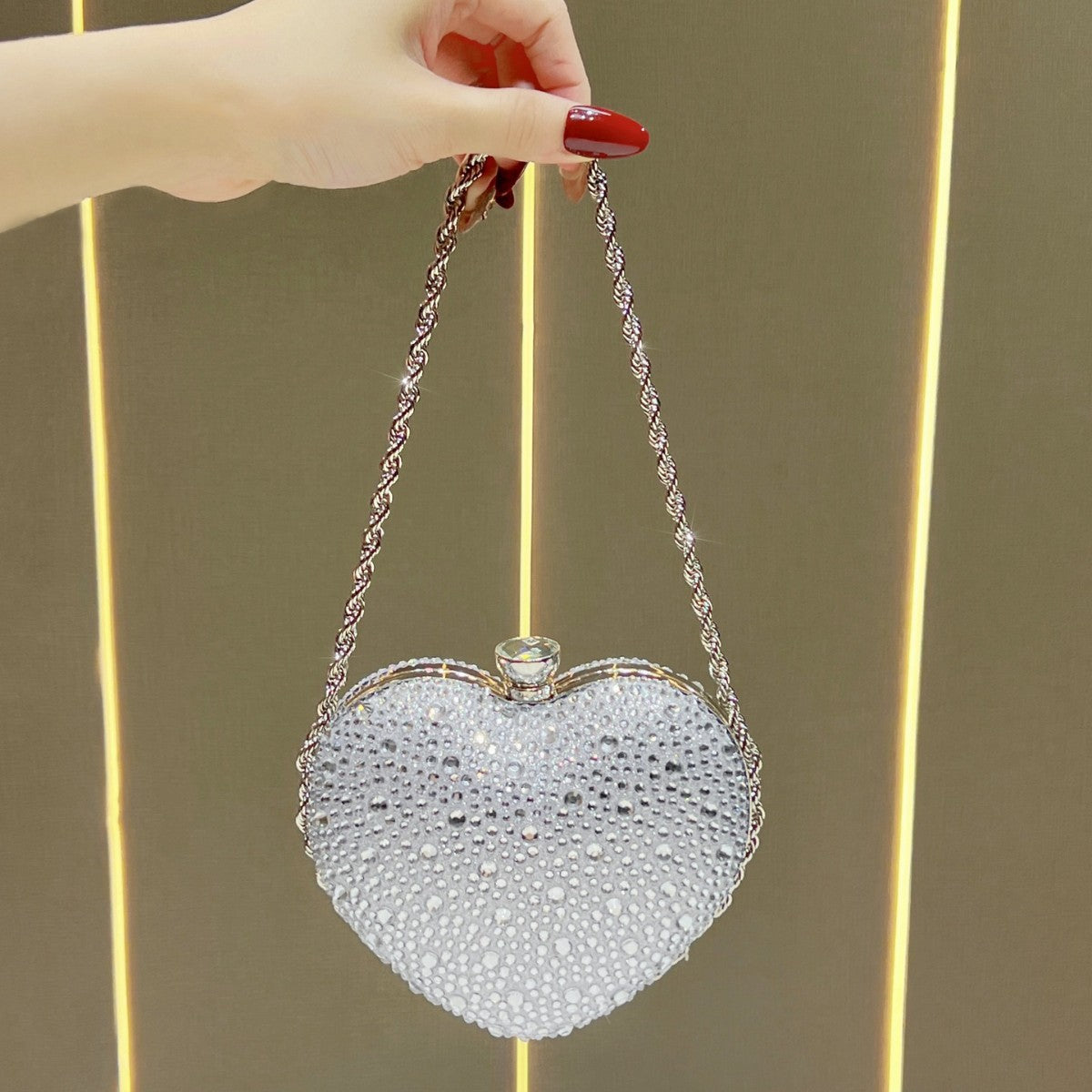 Dazzling Full Rhinestone Heart-Shaped Mini Bag for Women, A Small Top-Handle Lipstick Purse with Exquisite Chain Crossbody Strap, Perfect for Everyday Carry, Parties & Special Occasions
