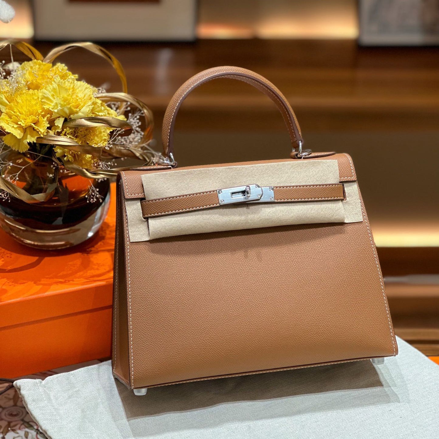 Genuine Leather Palm Pattern 2nd Gen Kelly-Style Handbag for Women, Gold & Silver Hardware Top Handle Shoulder Crossbody Purse, Fashionable Bag for Ladies