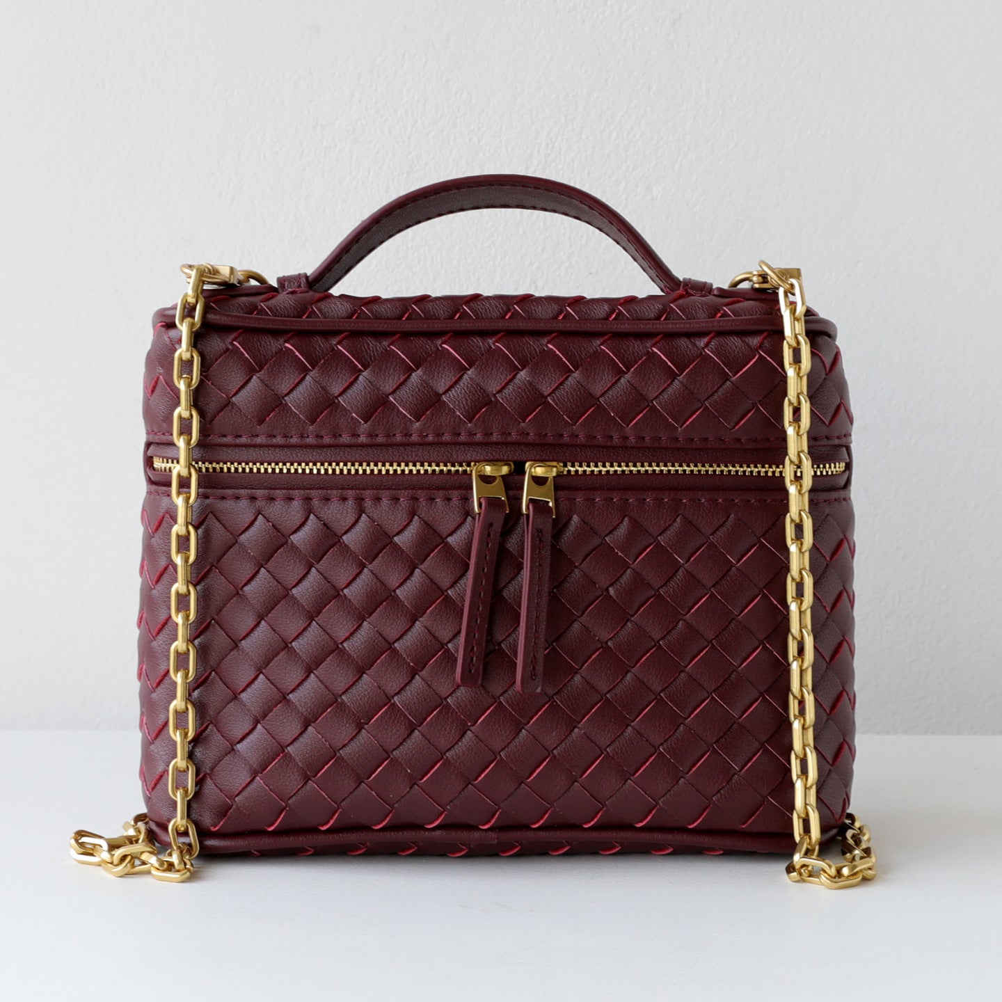 Handwoven Mini Box Phone Bag for Women Chain Shoulder Crossbody Handbag, Premium Genuine Leather Purse with Versatile Style