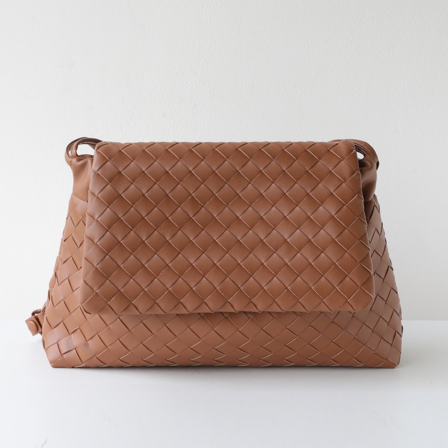 Handwoven Genuine Leather Flap Messenger Bag for Women Large Capacity Shoulder Crossbody Handbag, Artisan Purse with Timeless Style