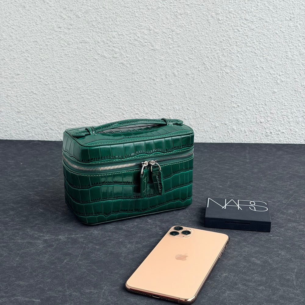 New Arrival Croc-Effect Genuine Leather Bento Box Bag for Women, A Vintage Top-Handle Small Square Commuter Handbag with Premium Top-Layer Cowhide & Trendy Design