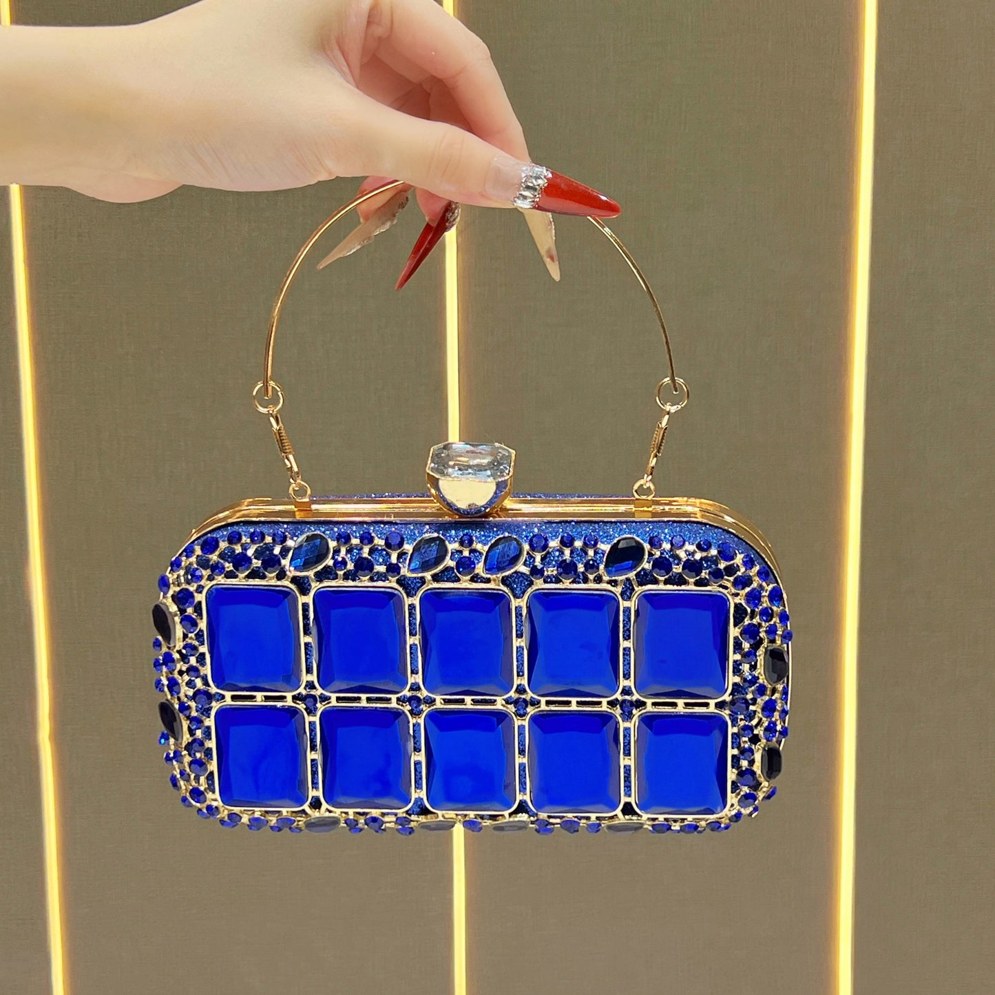 Dazzling Rhinestone-Embellished Evening Clutch for Women, A Light Luxury Crystal-Studded Top-Handle Handbag with Versatile Chic Design, Perfect for Parties Banquets & Formal Events