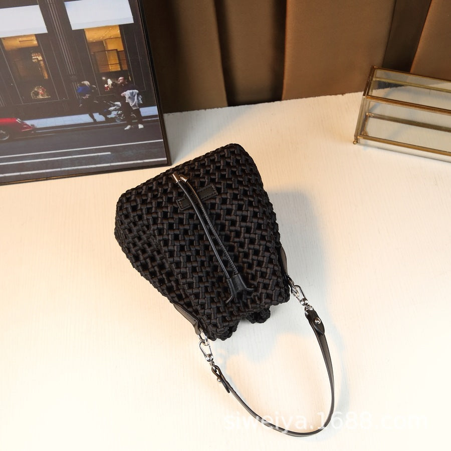 Woven Bucket Bag for Women Casual Shoulder Crossbody Handbag, Stylish Versatile Purse with Natural Woven Texture