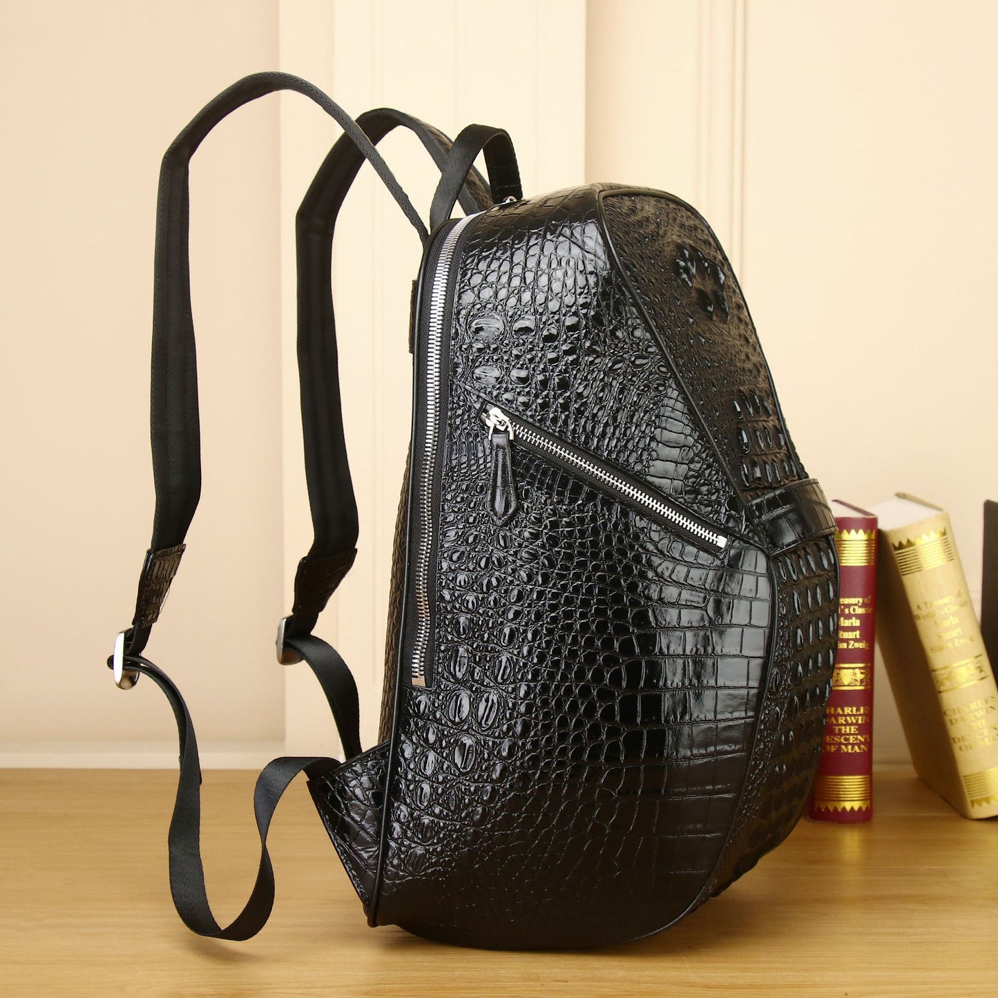New Arrival Croc-Effect Genuine Leather Backpack for Men, A Large Capacity Multi-Functional Travel Daypack with Fashionable Outdoor Design