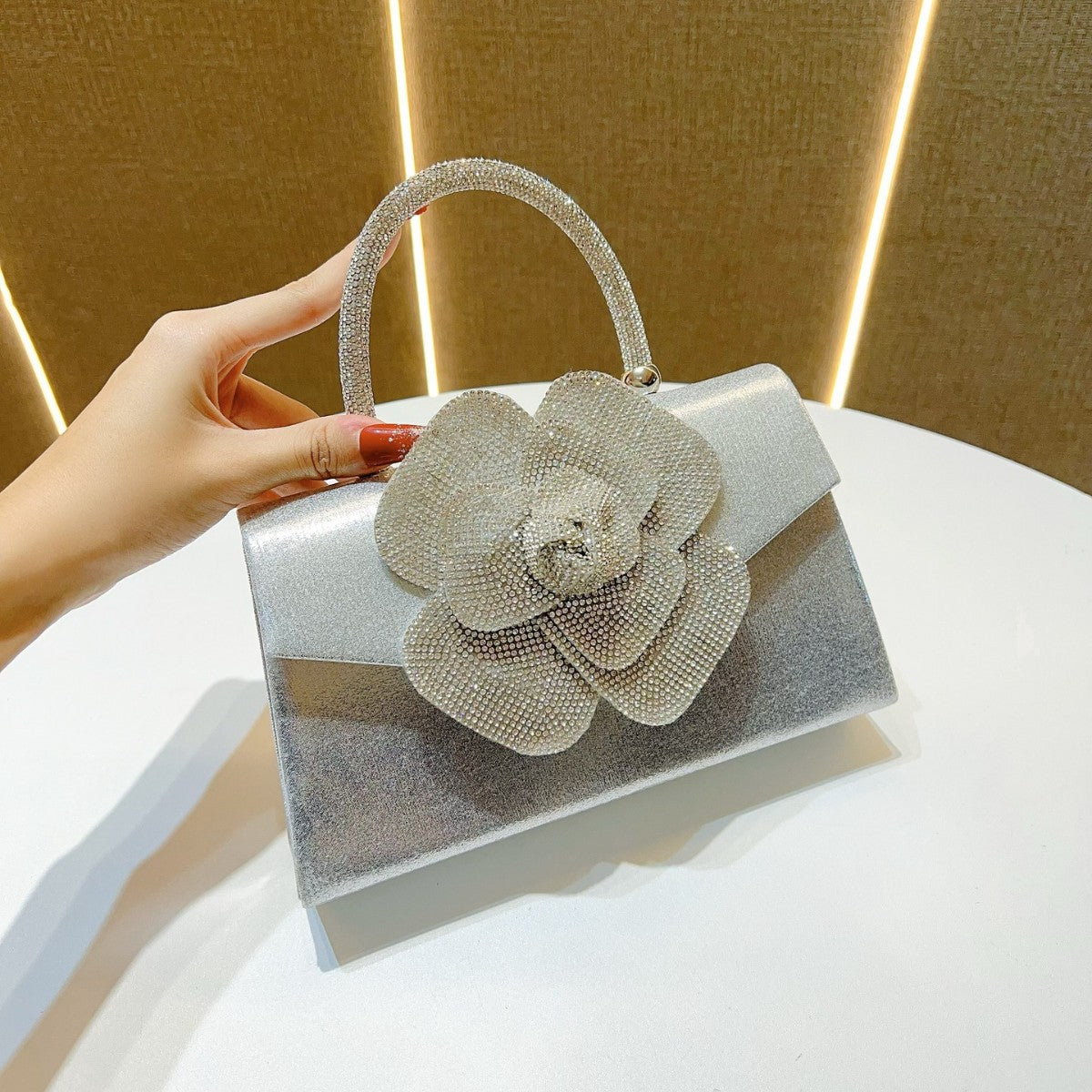 Chic Rhinestone Rose Banquet Bag for Women, A Unique Crystal-Embellished Top-Handle Crossbody Purse with Sparkly Design, Perfect for Parties & Special Occasions