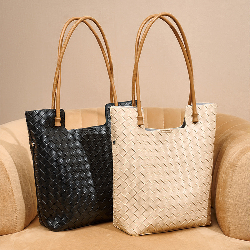 Handwoven Tote Bag for Women Minimalist Versatile Large Capacity Shoulder Handbag, Premium Natural Texture Purse with Trendy Design