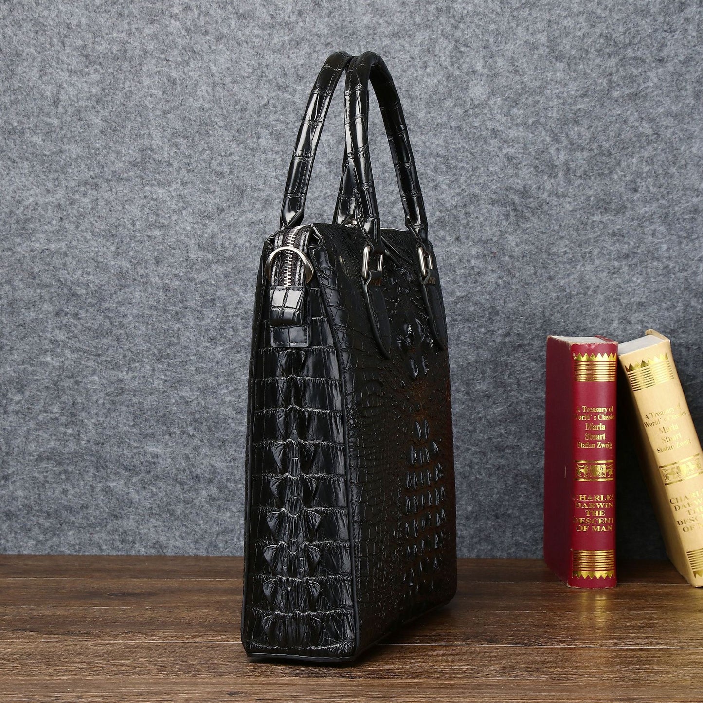 New Arrival Croc-Effect Business Briefcase for Men, A Large Capacity Document Shoulder Bag with Fashionable Design, Perfect for Work & Commute
