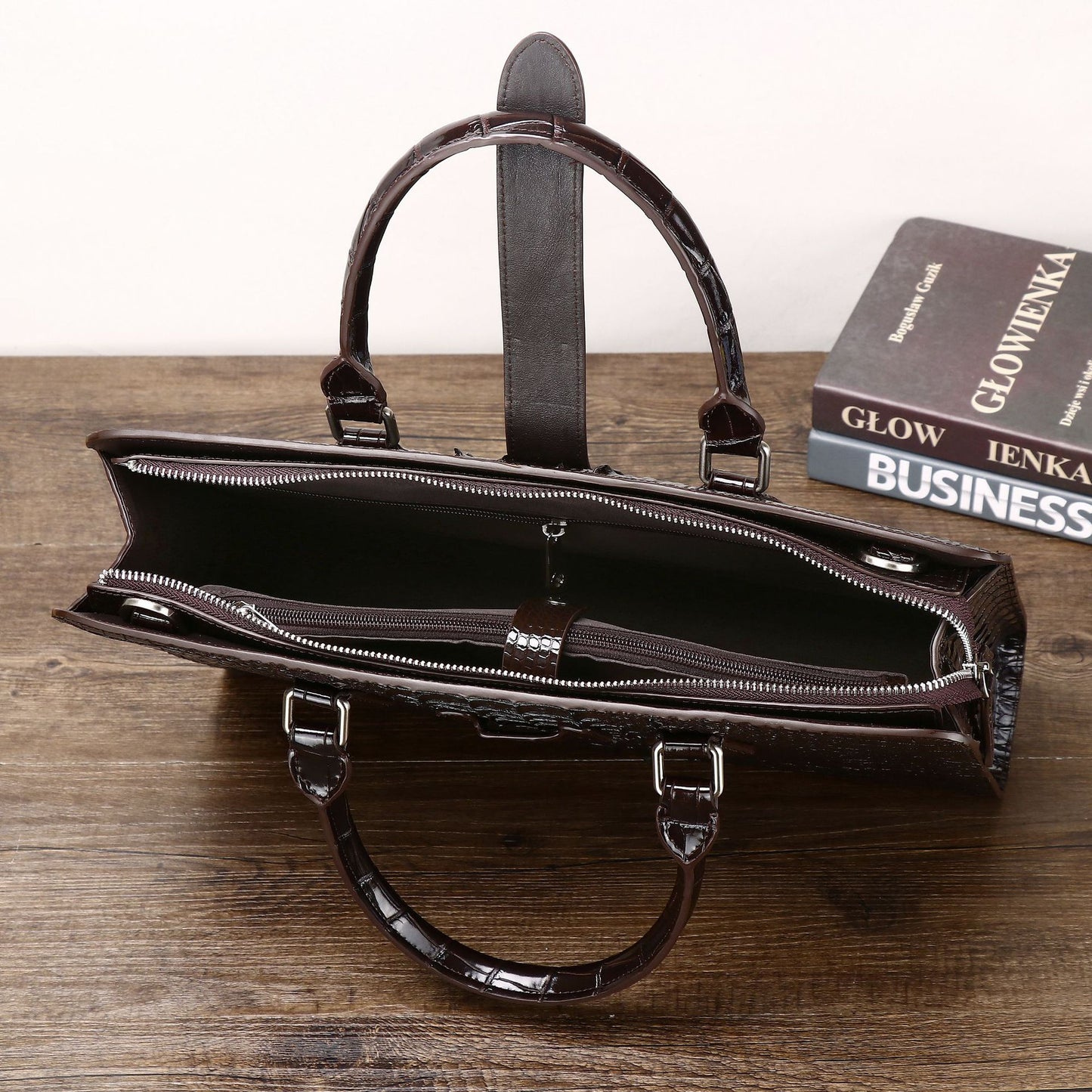 New Arrival Croc-Effect Business Casual Briefcase for Men, A High-End Top-Handle Shoulder Crossbody Bag with Sophisticated Design