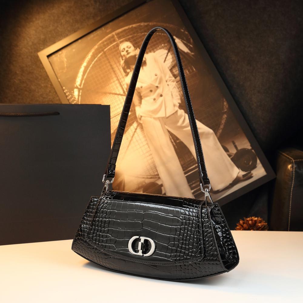 Genuine Leather Croc-Embossed Crossbody Bag – Women's Underarm Shoulder Purse, Trendy Casual Small Handbag for Daily Use