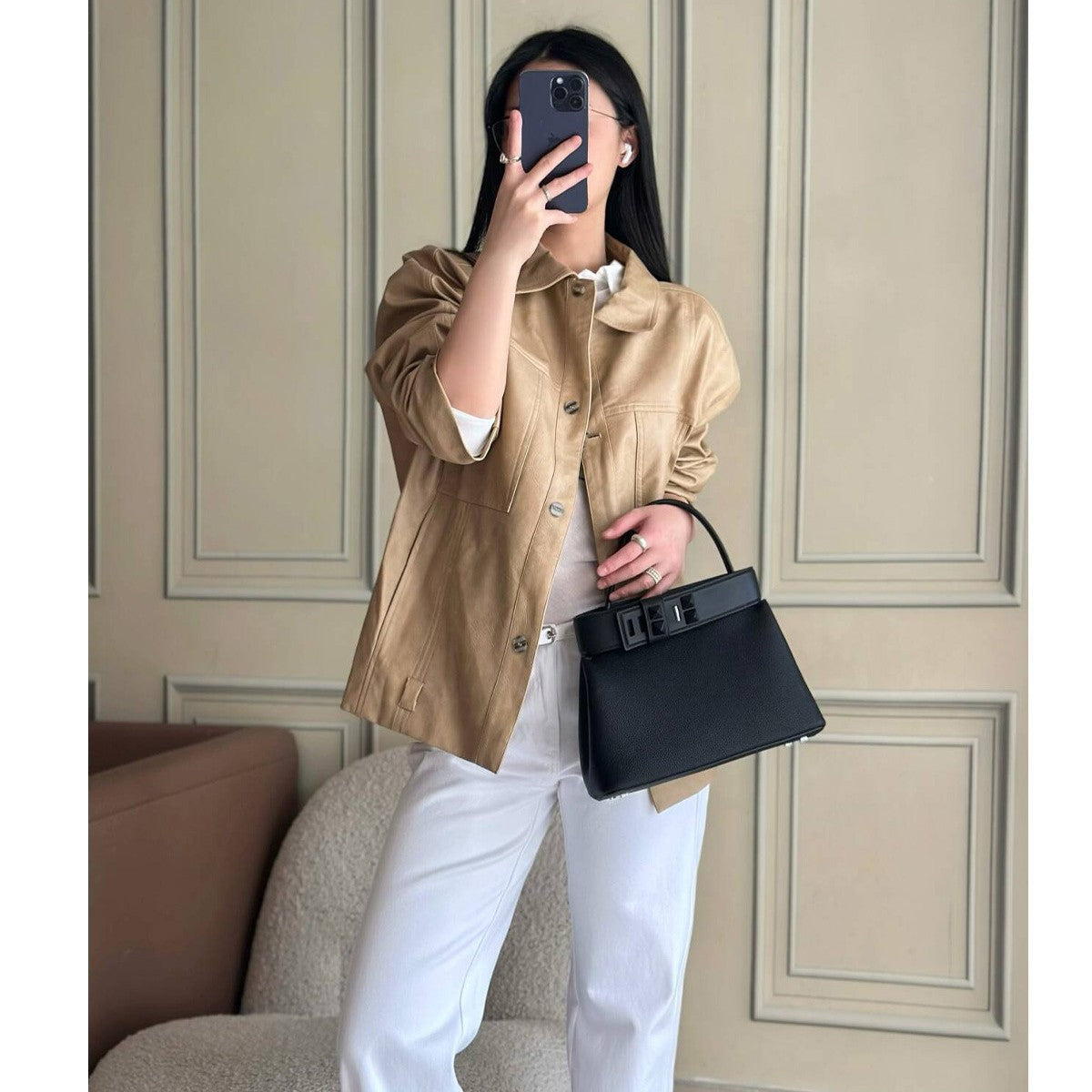 New Fall/Winter Premium Top-Handle Handbag for Women, Versatile Shoulder Crossbody Tote with Studded Turn-Lock Closure & Sophisticated Design, Perfect Commuter Bag for Everyday Elegance