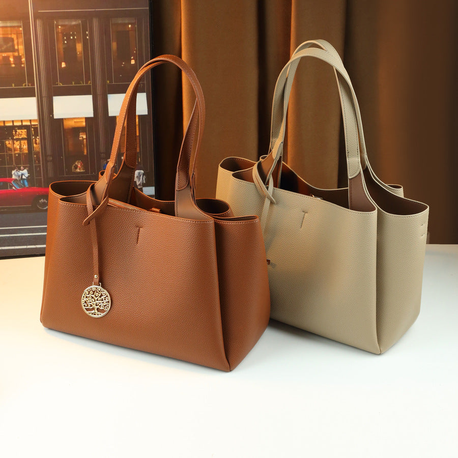 Pebble Grain Underarm Shoulder Bag for Women Light Luxury Long Strap Purse with Metal Charm, Large Capacity Versatile Everyday Handbag