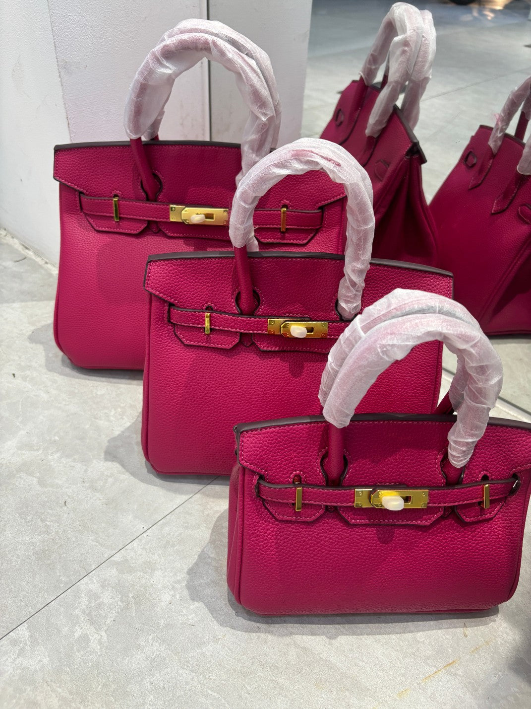 Genuine Pebbled Leather Birkin-Style Gold Hardware Large Capacity Handbag for Women, European Fashion Top Handle Purse, Trendy Casual Tote Bag for Ladies