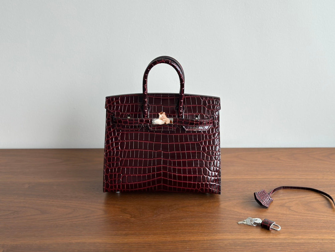 Chic Silver-Tone External Stitching Croc-Embossed Birkin-Inspired Tote Bag for Women, 25cm Stainless Steel Hardware Top-Layer Cowhide Handbag with Premium Quality