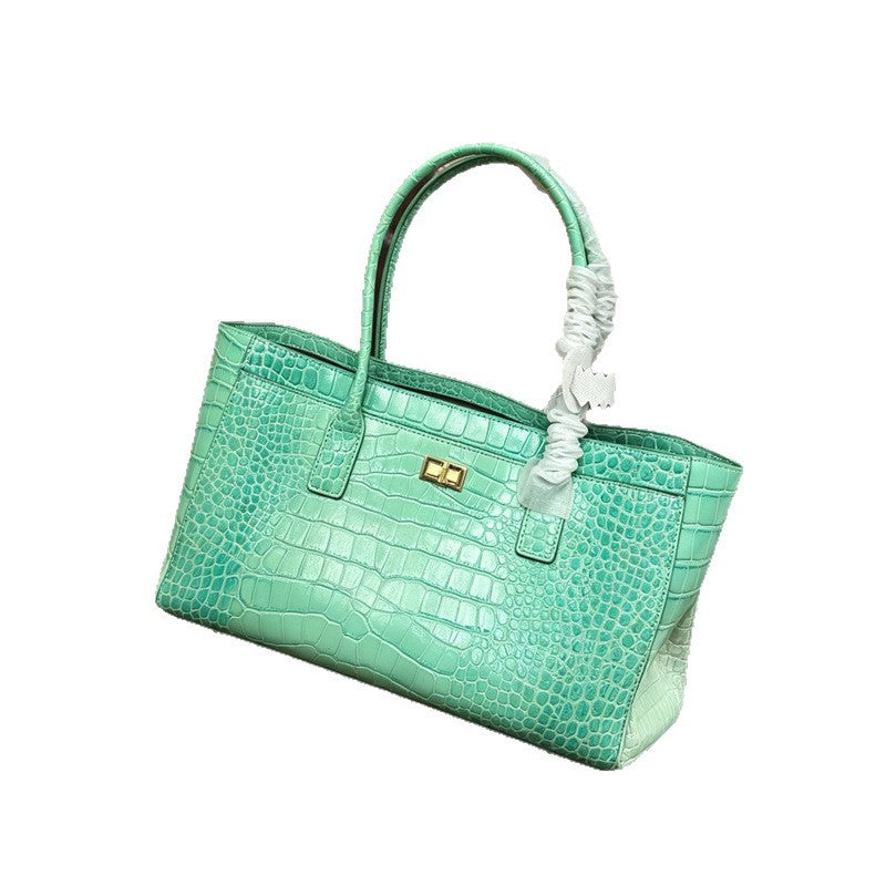New Arrival Croc-Effect Large Capacity Tote Baguette Bag for Women, A Versatile Shoulder Crossbody Handbag Perfect for Banquets & Everyday Style