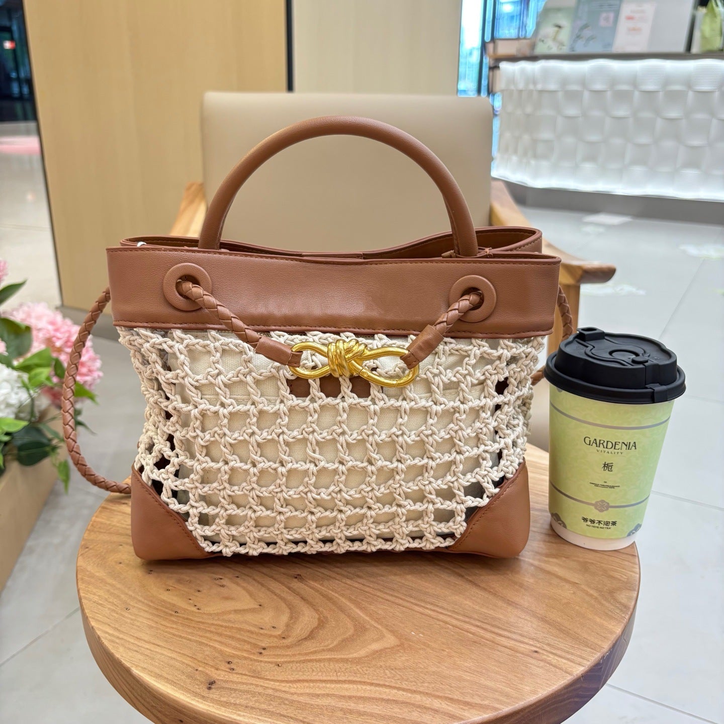Genuine Leather Patchwork Tote Bag with Metal Butterfly Buckle, New Handwoven Cotton Rope Top Handle Mother-Child Bag, Trendy Handbag for Ladies