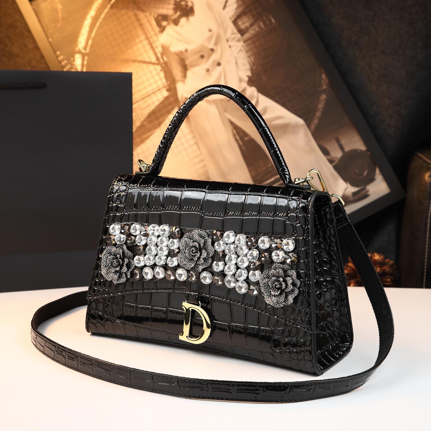 New Arrival French Style Hourglass Bag for Women, A Light Luxury Croc-Effect Shoulder Crossbody Top-Handle Handbag with Elegant Versatile Design