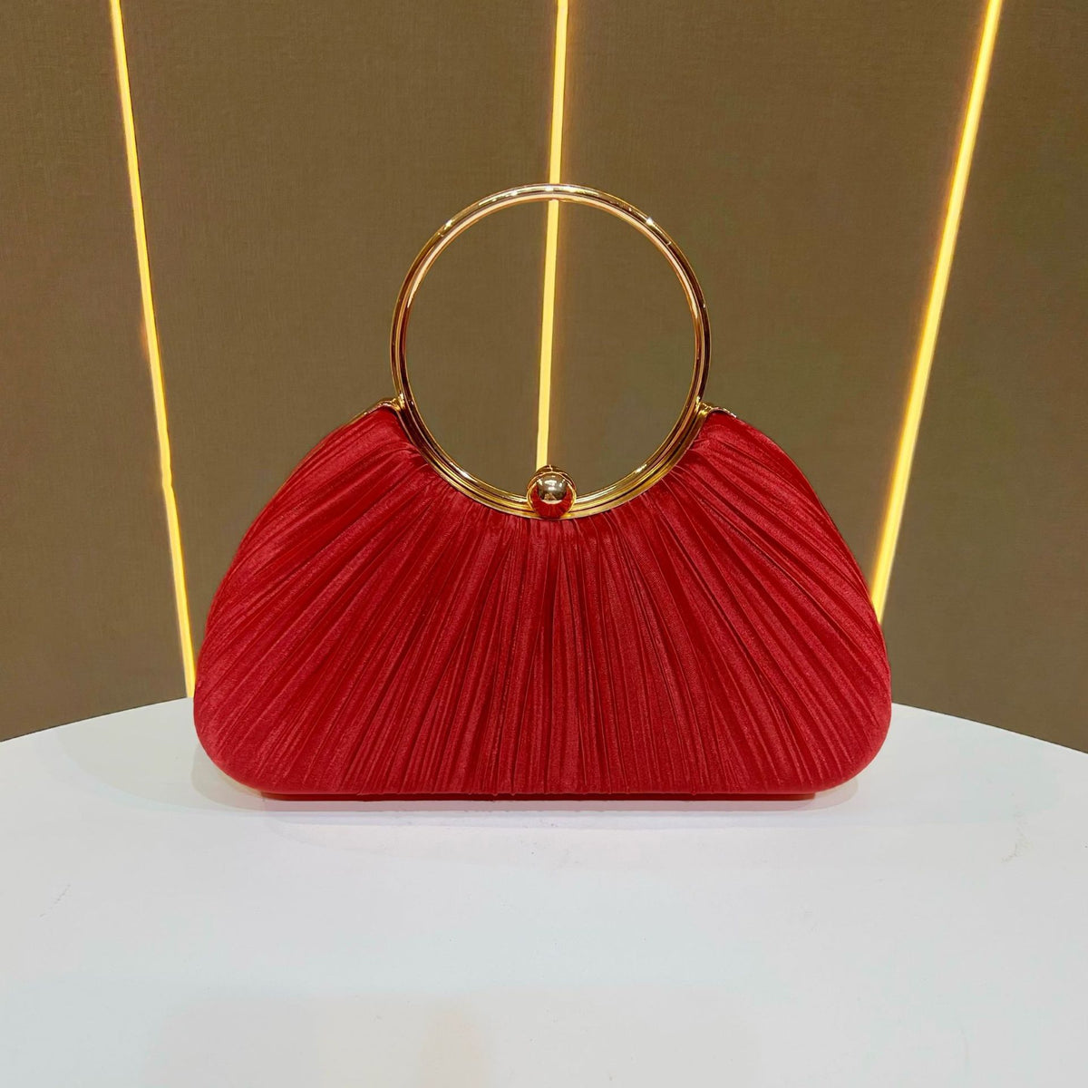 Elegant Pleated Evening Bag for Women, A Glamorous Chain Top-Handle Crossbody Shoulder Handbag Perfect for Banquets Parties & Special Occasions