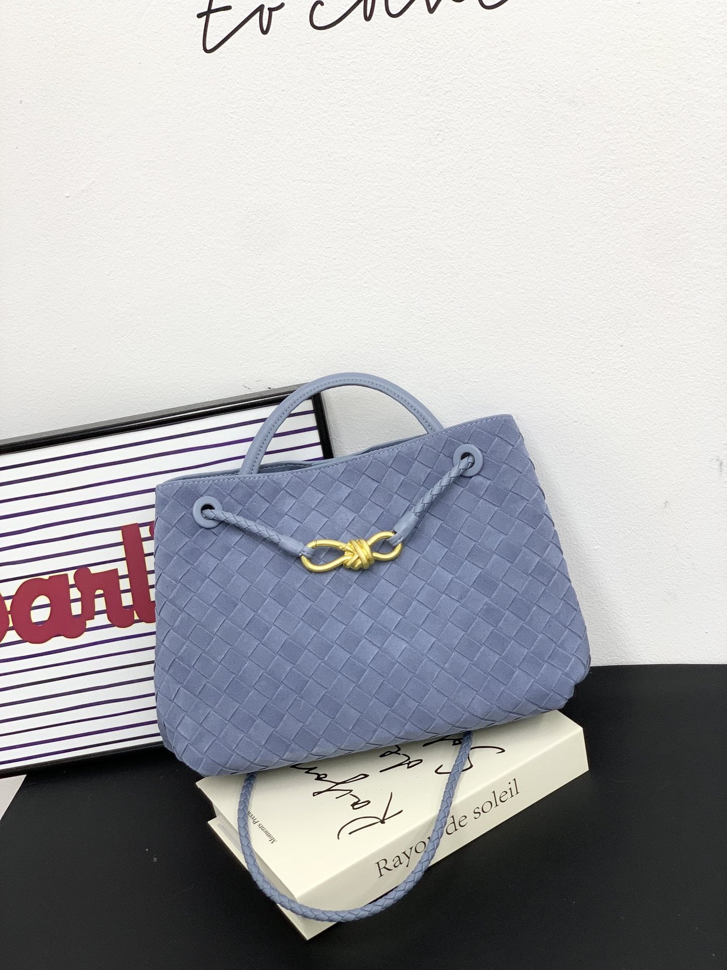 Genuine Leather Metal Bow Casual Handbag for Women, New Fashionable Top Handle Shoulder Crossbody Purse, Simple Chic Everyday Bag for Ladies