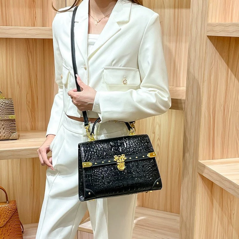 Genuine Leather Crocodile-Embossed Lock Buckle Handbag for Women, New Fashionable Versatile Shoulder Crossbody Purse, Trendy Bag for Ladies