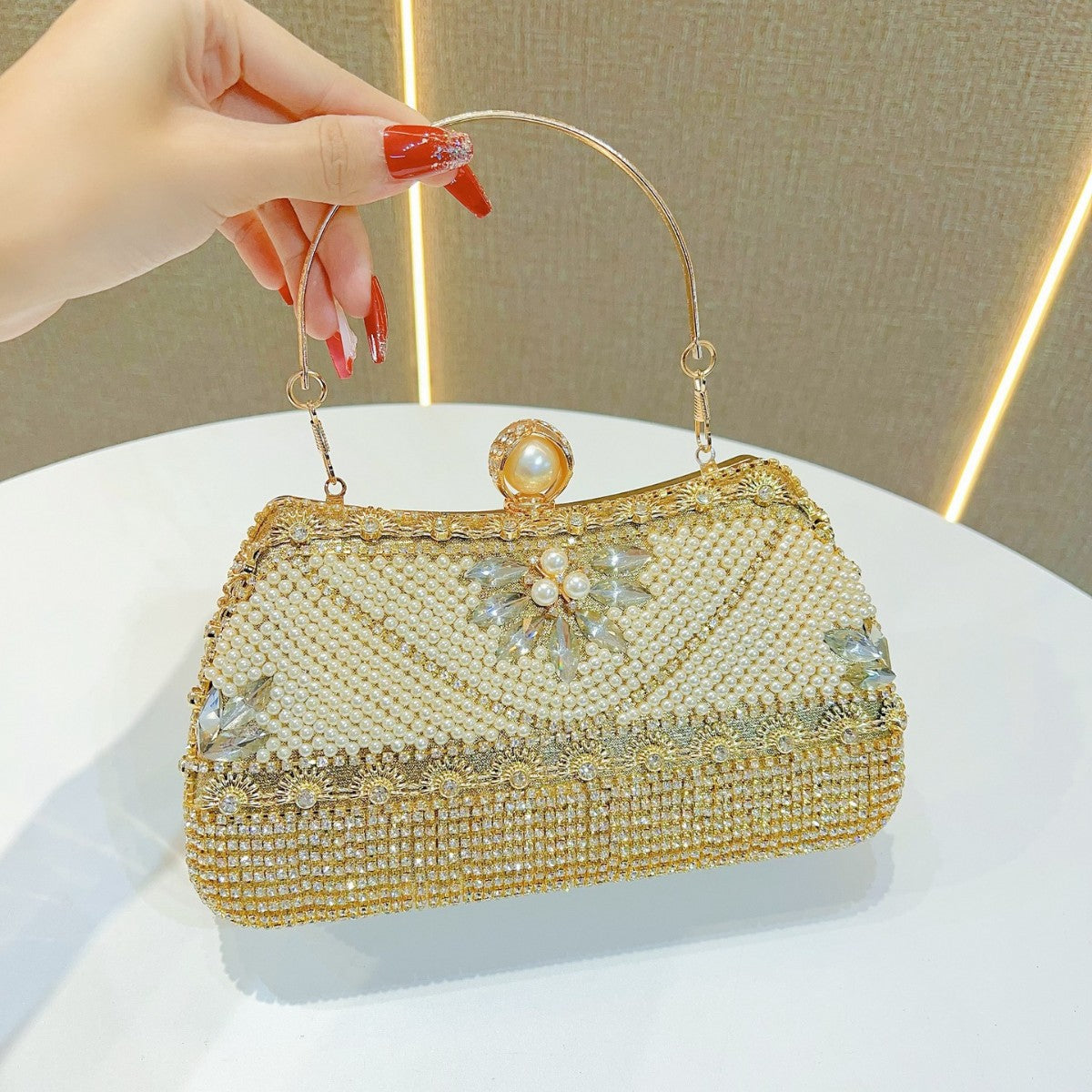 Elegant Rhinestone Tassel Evening Bag for Women, A Chanel-Style Pearl Embellished Crossbody Shoulder Handbag Perfect for Birthday Weddings Banquets & Special Occasions