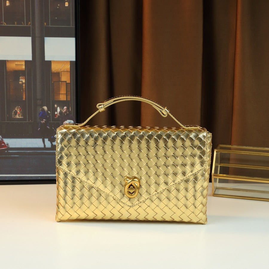 Woven Envelope Clutch Bag for Women Multi-Functional Shoulder Crossbody Handbag, Versatile Purse with Textured Design