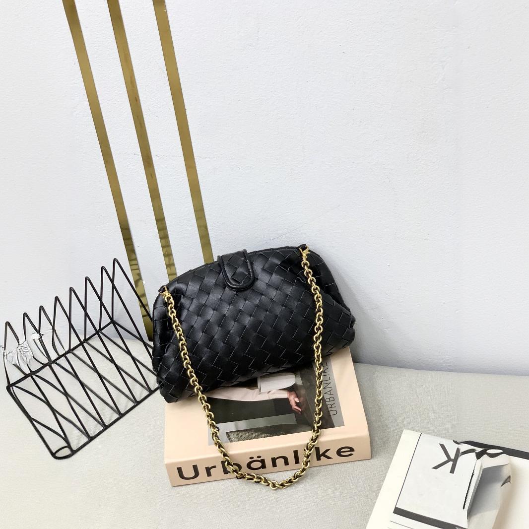 Genuine Leather Woven Cloud Bag with Clip Design, New Versatile Large Capacity Shoulder Crossbody Top Handle Underarm Purse, Light Luxury Handbag for Ladies