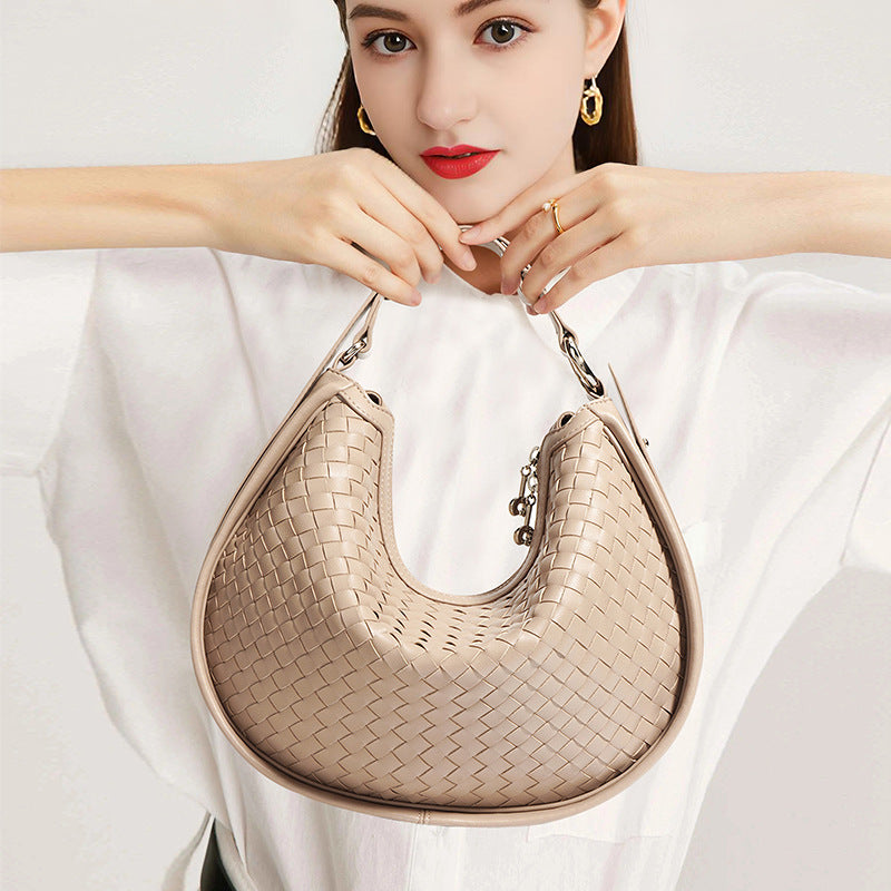 New Handwoven Crescent Bag in Genuine Leather, Large Capacity Commute Shoulder Crossbody Underarm Top Handle Purse, Stylish Handbag for Women