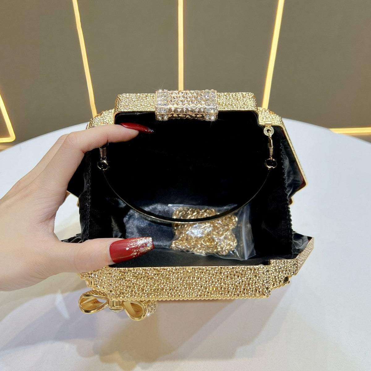 Women's Rhinestone-Embellished Light Luxury Evening Clutch, Premium Glamorous Top-Handle Crossbody Bag with Versatile Design, New Fashion Purse
