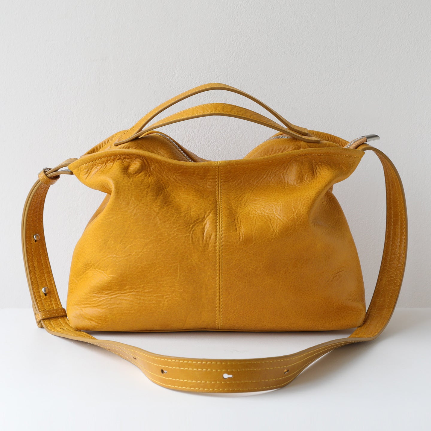 Top Layer Cowhide Tote Bag for Women Minimalist Large Capacity Shoulder Crossbody Handbag, Premium Genuine Leather Purse with Timeless Style