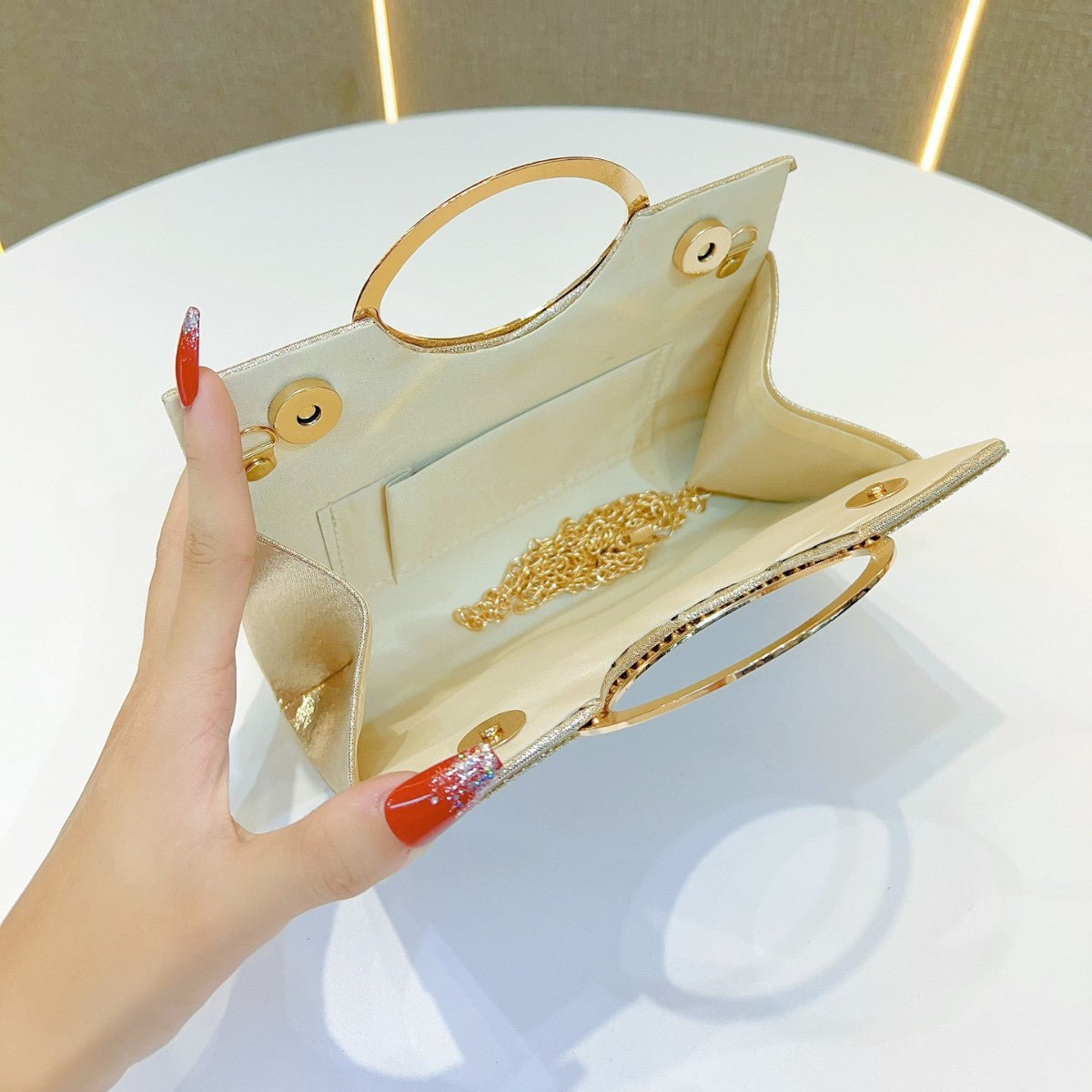 Dazzling Rhinestone Embellished Evening Bag for Women, A Sparkly Top-Handle Crossbody Shoulder Handbag Perfect for Wedding Bridesmaid Banquets & Formal Dresses