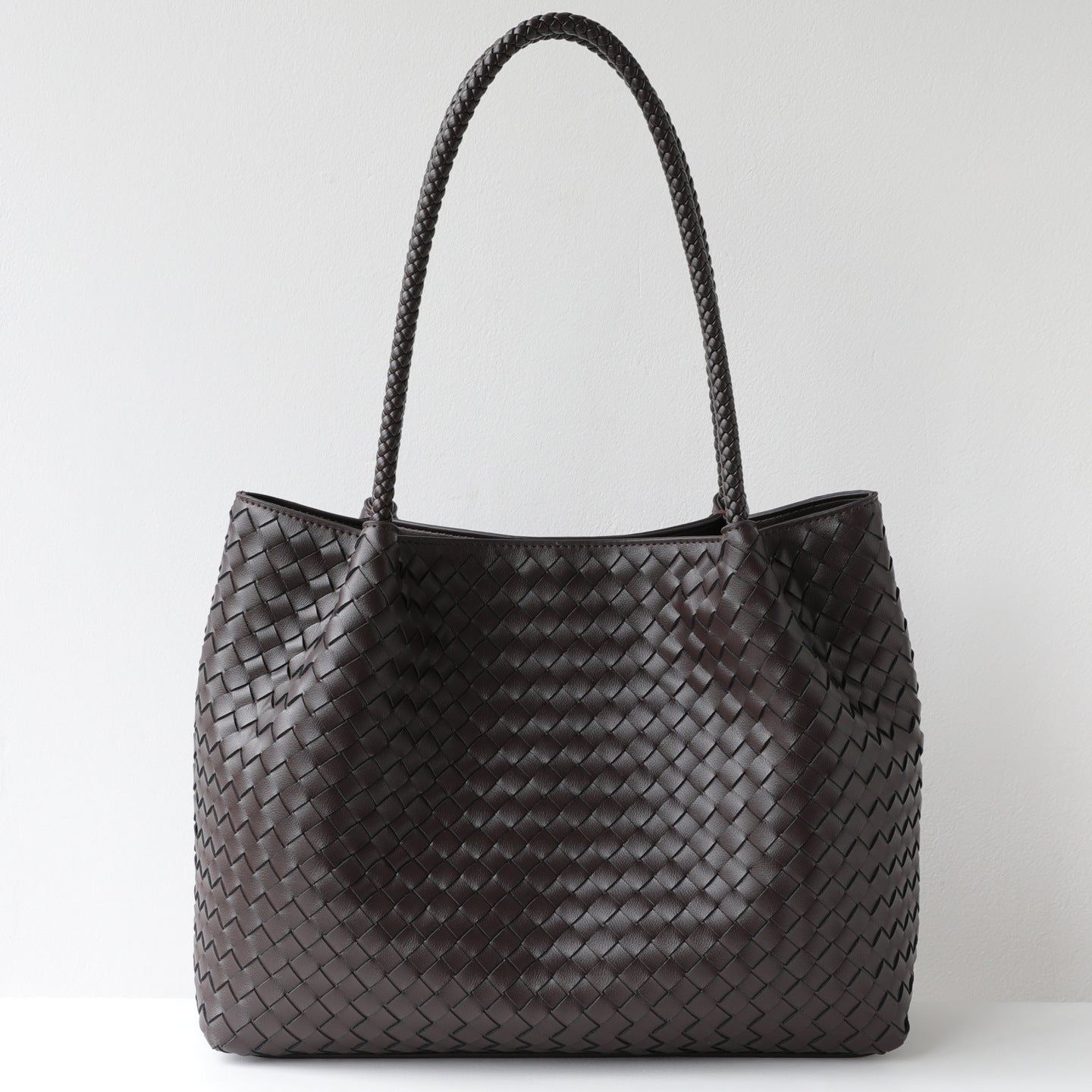 Handwoven Slouchy Underarm Bag for Women Niche Commuter Shoulder Handbag, Premium Versatile Purse with Relaxed Artisan Texture