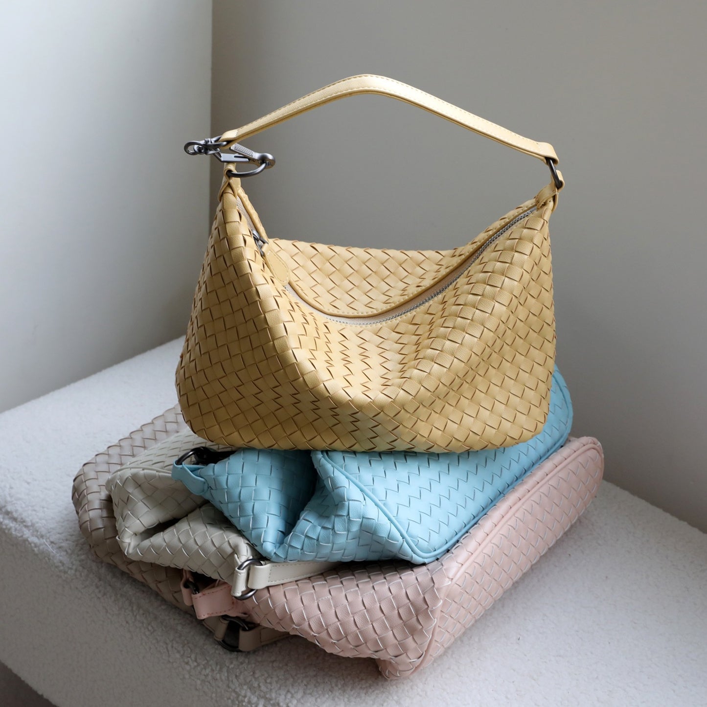 Cowhide Handwoven Dumpling Bag for Women Shoulder Crossbody Handbag, Niche Commuter Underarm Purse with Artisan Leather Texture