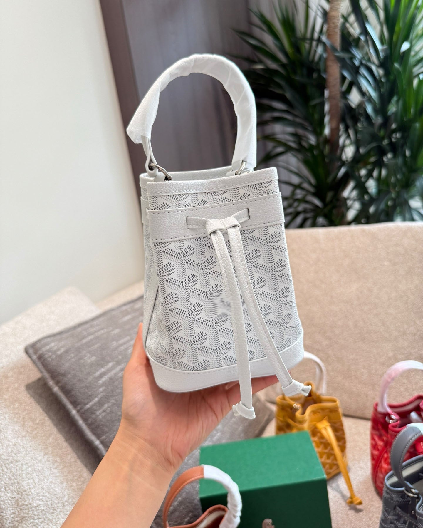 Gaodeya PETIT FLOT Mini Bucket Bag, Dog Tooth Pattern Custom, High-End Light Luxury New Ins Style