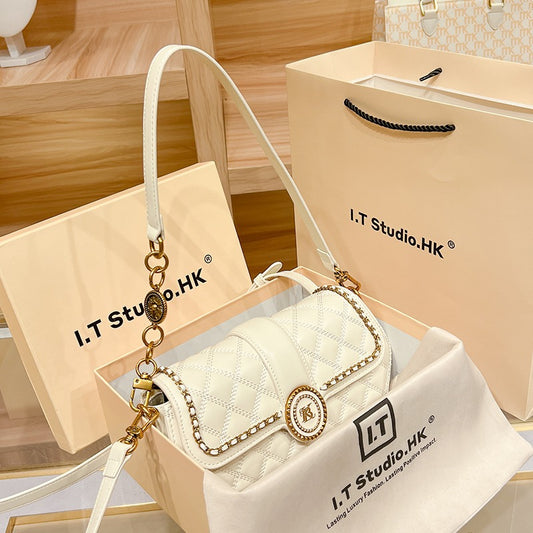Genuine Leather Minimalist Underarm Bag for Women, New Trendy Quilted Shoulder Crossbody Small Purse, Niche Designer Handbag for Ladies
