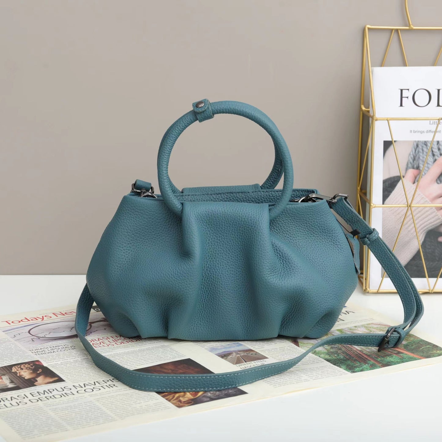 Genuine Leather Niche Designer Pleated Cloud Bag for Women, New Arrival Large Capacity Stylish Handbag, Trendy Casual Shoulder Purse for Ladies