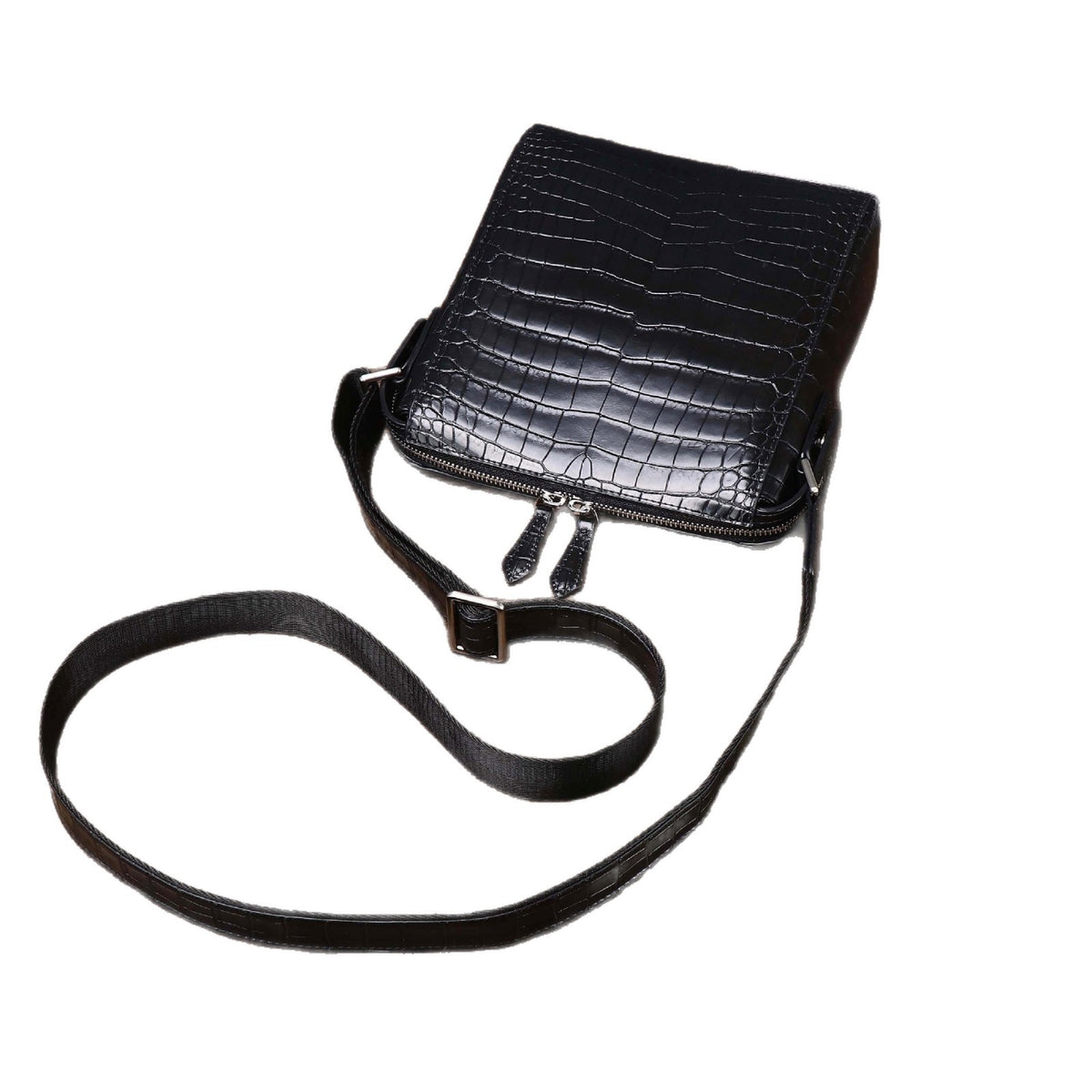 New Arrival Croc-Effect Business Shoulder Bag for Men, A Trendy Crossbody Backpack with Fashionable Design, Perfect for Outdoor & Everyday Use