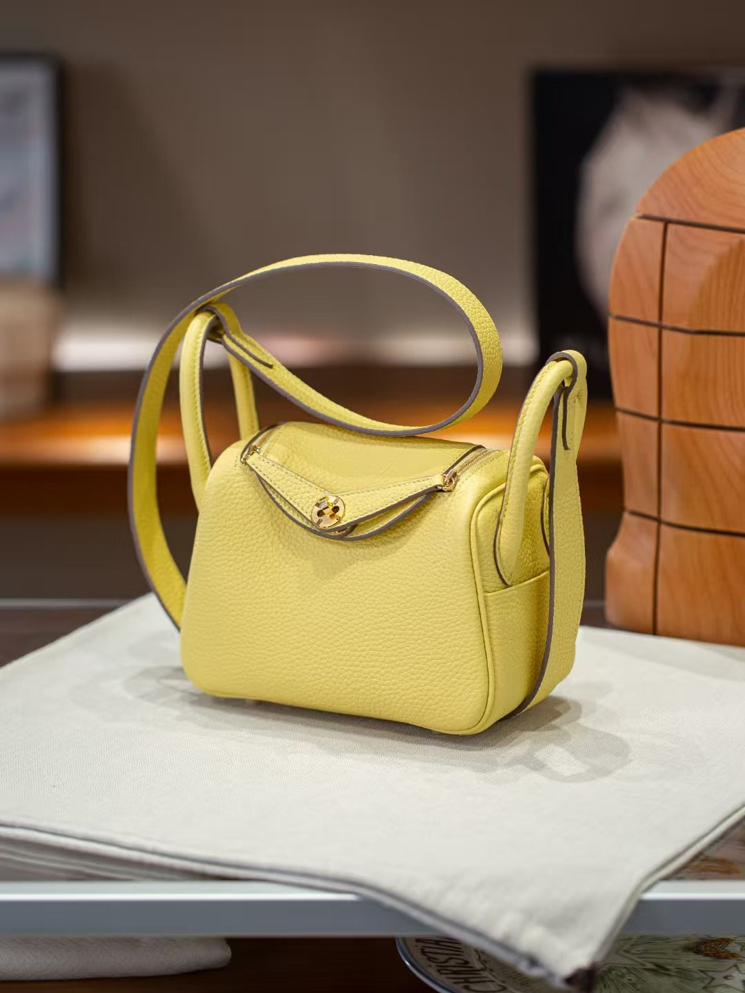 Women's Lindy-Style Cross-Body Shoulder Bag 19-26cm, Hermès-Inspired Top-Handle Handbag in Premium TC Full-Grain Cowhide Leather, Versatile Satchel for Work, Travel & Daily Use, New Arrival