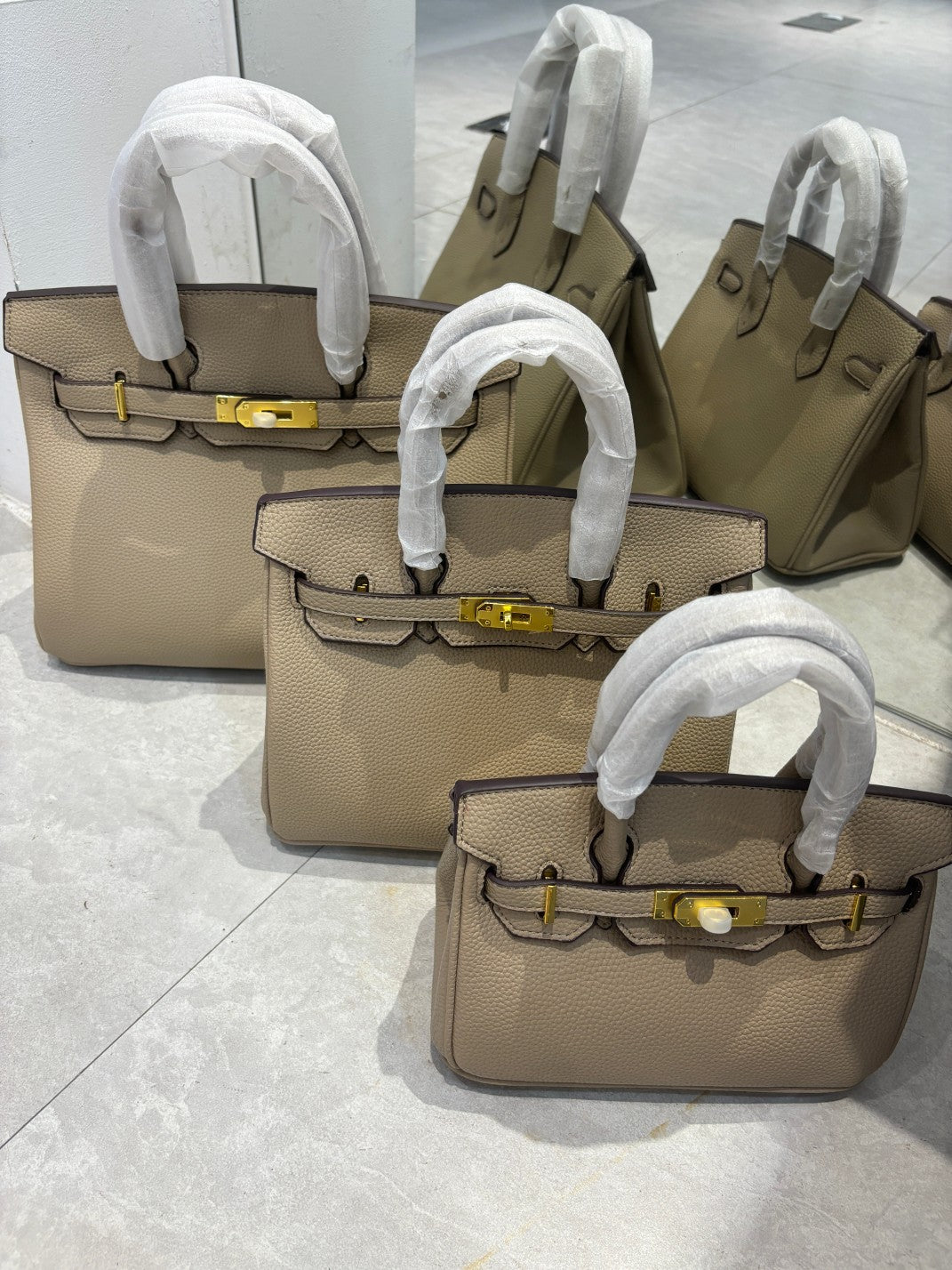 Genuine Pebbled Leather Birkin-Style Gold Hardware Large Capacity Handbag for Women, European Fashion Top Handle Purse, Trendy Casual Tote Bag for Ladies