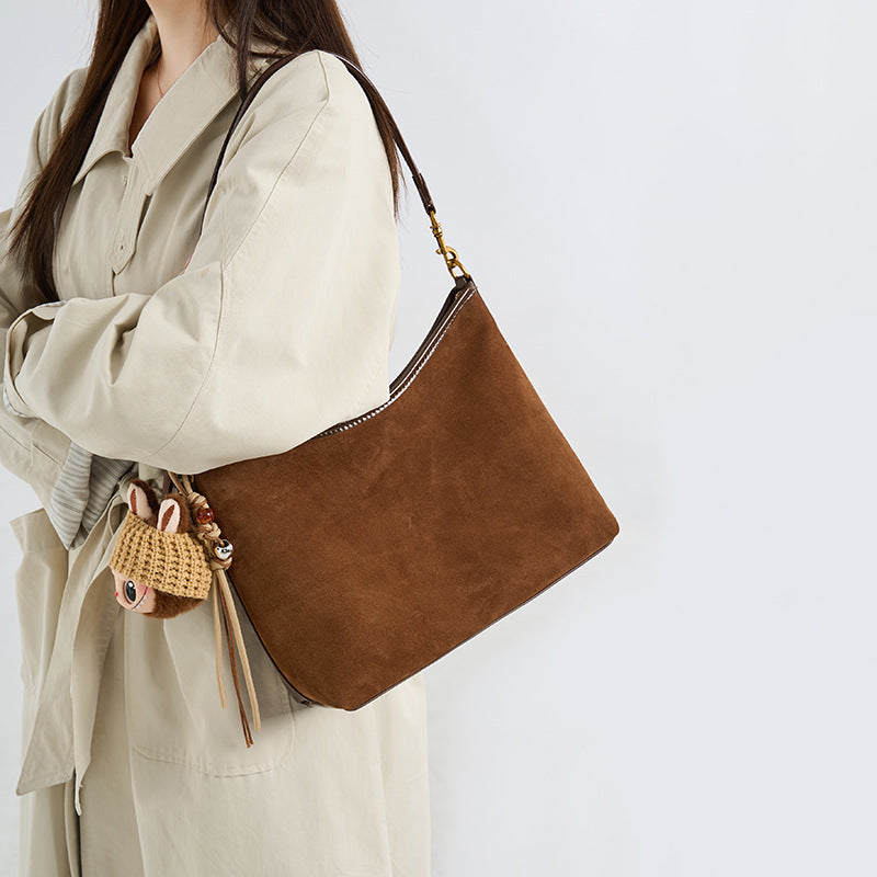 New Arrival Matte Genuine Leather Hobo Bag for Women, Trendy Shoulder Crossbody Handbag with Underarm Carry Style, A Premium Sophisticated Everyday Purse