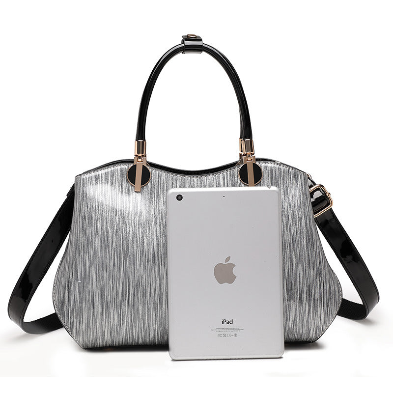 Large Capacity Tote Bag for Women Mother's Day Gift Middle-Aged Mom Shoulder Handbag, Versatile Elegant Purse with Spacious Design