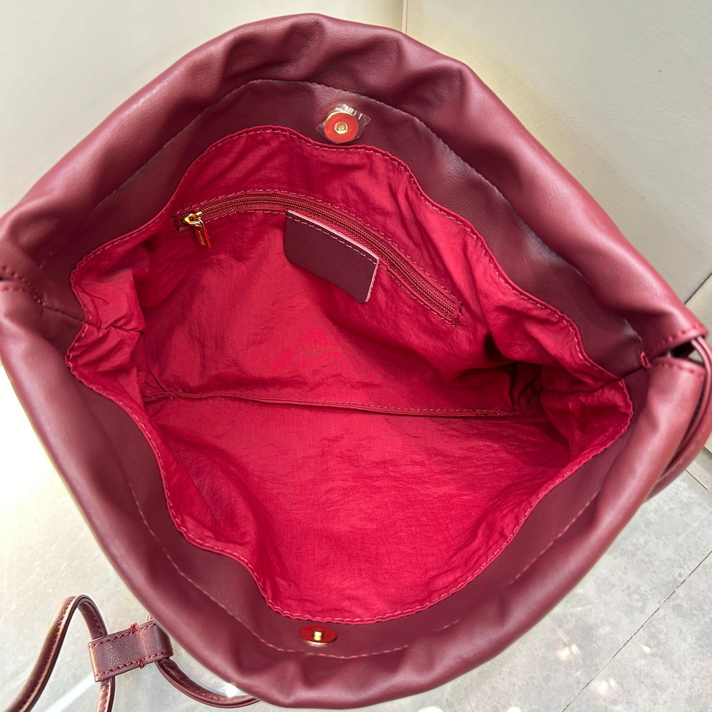 First layer cowhide leather woven bag, clutch bag, drawstring lucky bag, large capacity underarm shoulder bag, bag for women