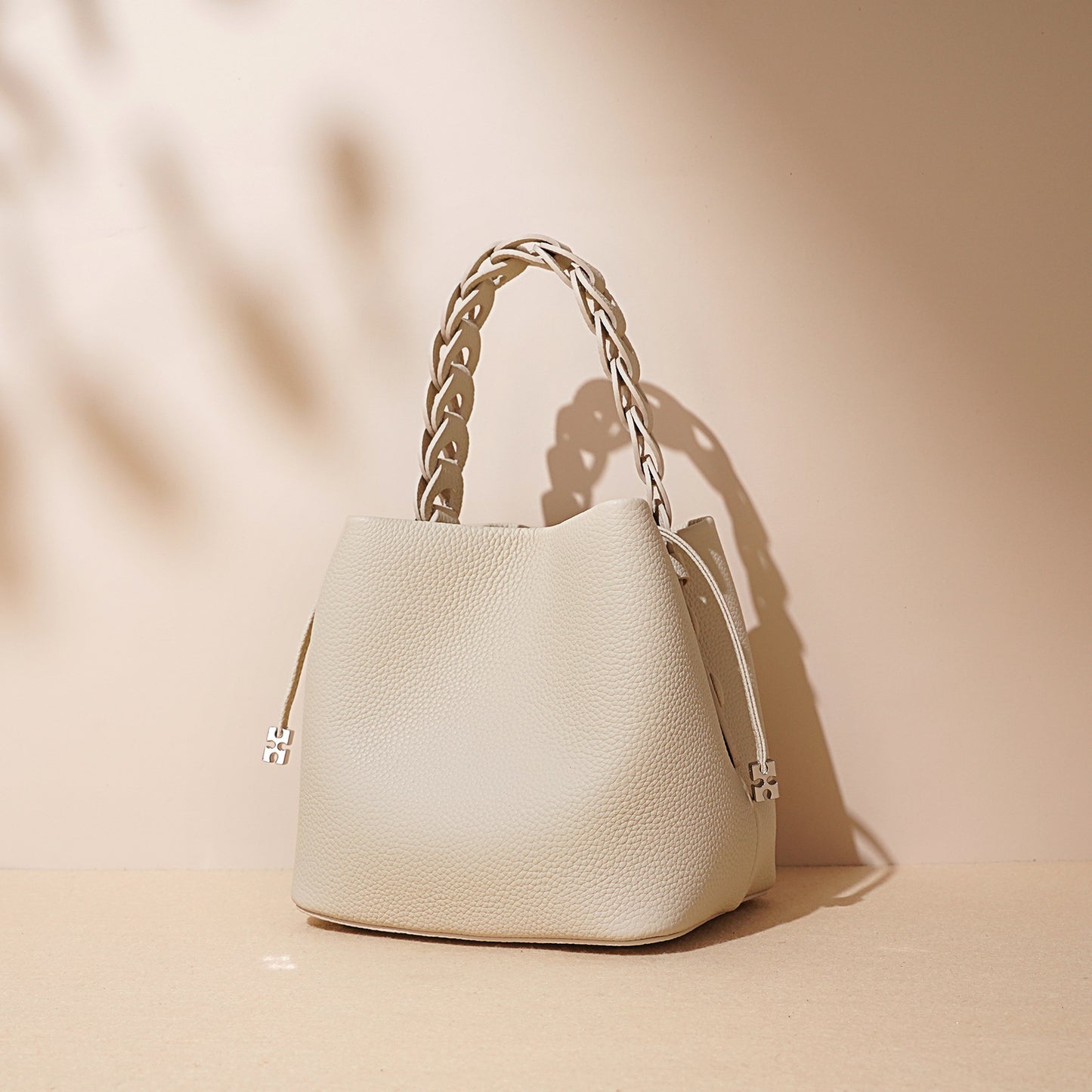 Genuine Top Layer Cowhide Bucket Bag for Women, Spring Elegant Commute Shoulder Crossbody Top Handle Purse, Versatile Everyday Handbag for Ladies