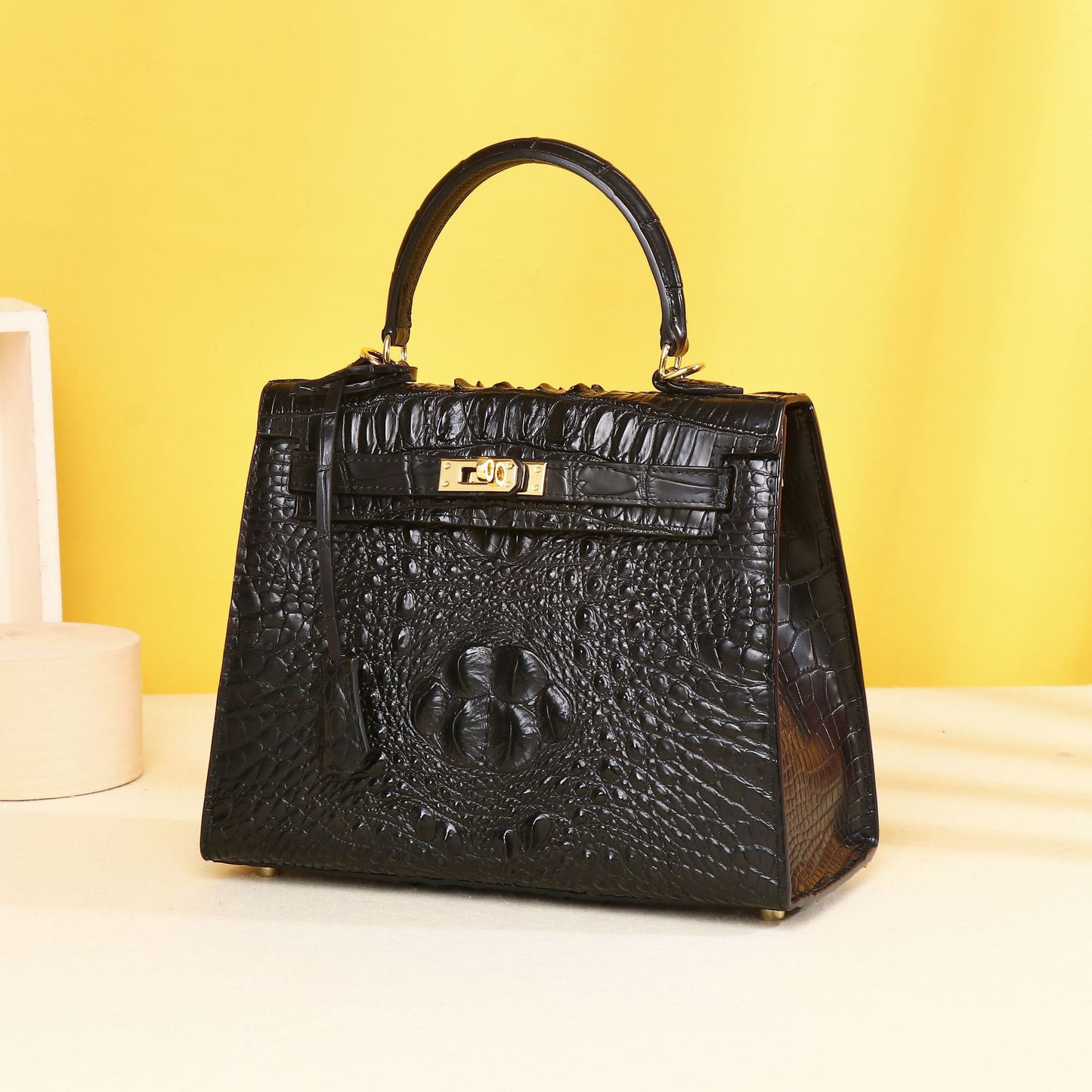 New Arrival Croc-Effect Kelly-Inspired Commuter Bag for Women, A Large Capacity Top-Handle Handbag with Practical Versatile Design, Perfect Everyday Classic