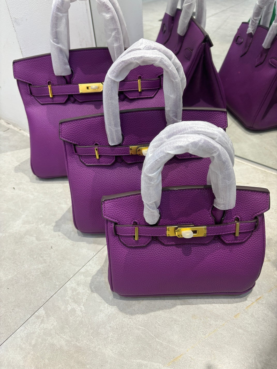 Genuine Pebbled Leather Birkin-Style Gold Hardware Large Capacity Handbag for Women, European Fashion Top Handle Purse, Trendy Casual Tote Bag for Ladies