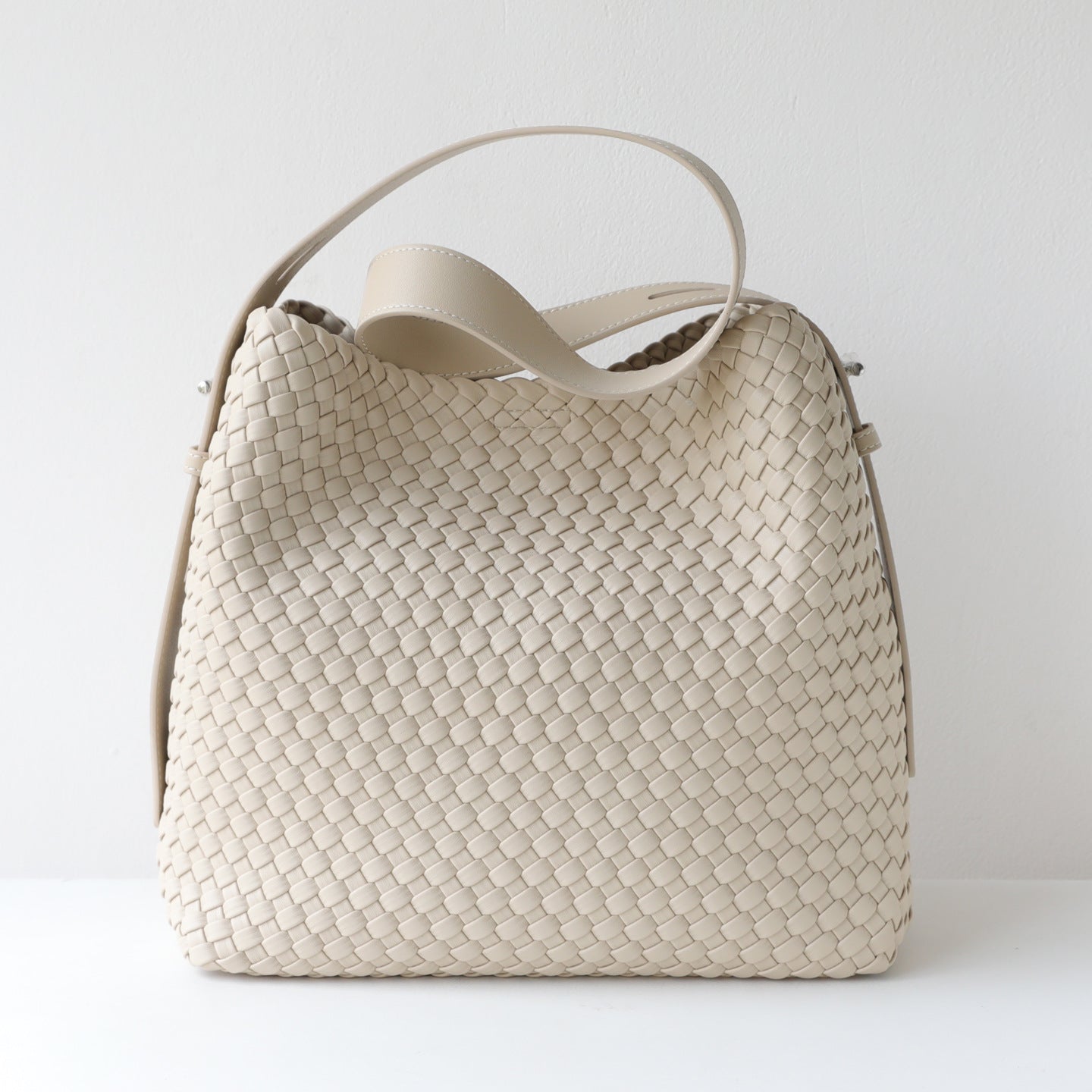 Handwoven Bucket Bag Set for Women Large Capacity Shoulder Underarm Handbag, Versatile Commuter Purse with Detachable Sub-Bag