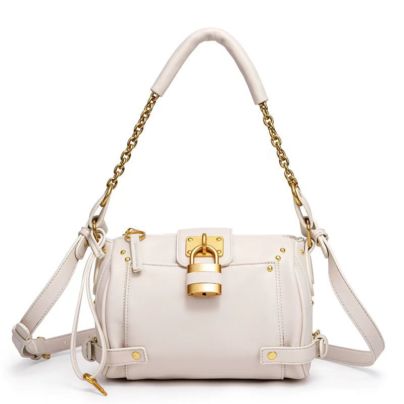 Y2K Style Lock Chain Tote Bag for Women Vintage Soft Leather Large Capacity Shoulder Crossbody Handbag with Trendy Hardware Accent