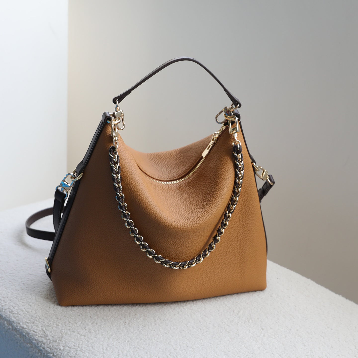 Top Layer Cowhide Color-Block Tote Bag for Women Casual Commuter Shoulder Crossbody Handbag, Versatile Genuine Leather Purse with Fashion Design
