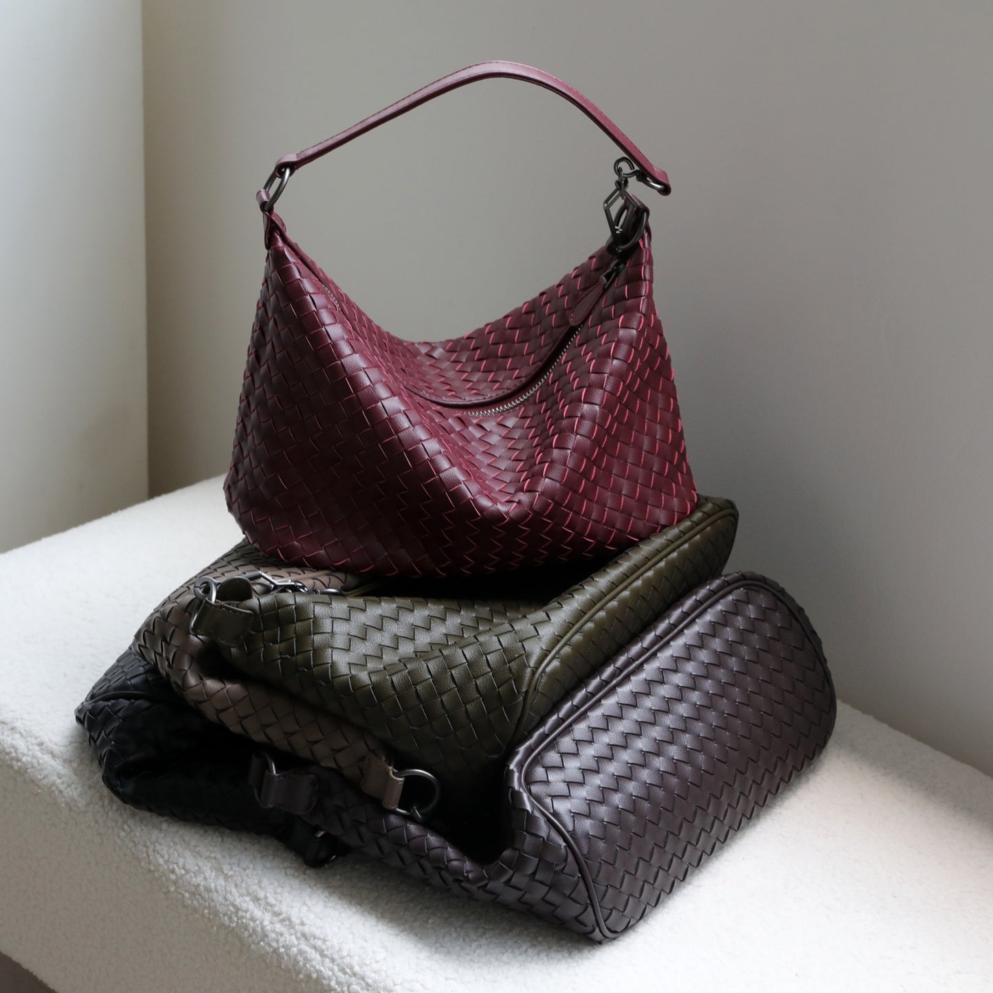 Cowhide Handwoven Dumpling Bag for Women Shoulder Crossbody Handbag, Niche Commuter Underarm Purse with Artisan Leather Texture