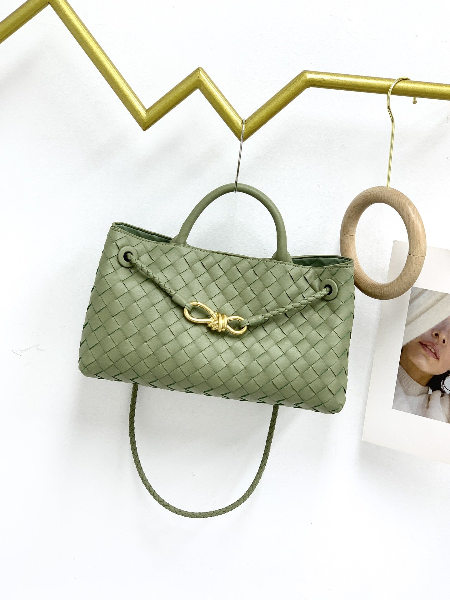 Genuine Leather Horizontal Woven Bag for Women, New Spring Summer Commute Shoulder Crossbody Top Handle Purse with Metal Rope Buckle, Trendy Handbag for Ladies