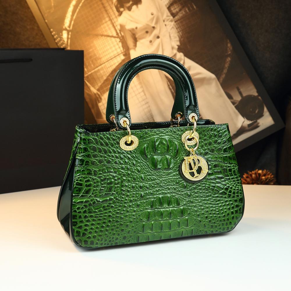 New Arrival Lady-Inspired Patent Croc-Effect Bag for Women, A Rhinestone-Embellished Shoulder Crossbody Top-Handle Handbag with Glamorous Design